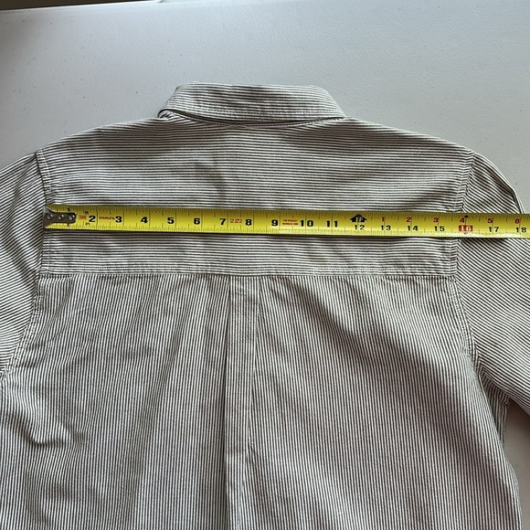 Universal Thread women’s Black and White Pinstripe Button Down Shirt - Picture 7 of 13